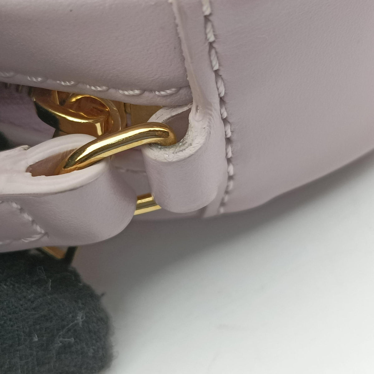 Pre-owned Celine Oval Purse Cuir Triomphe Purple Leather  shoulderbag | stylenewstar