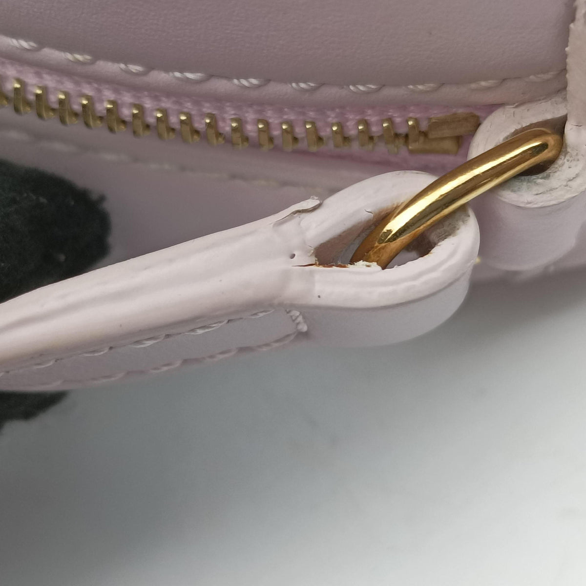 Pre-owned Celine Oval Purse Cuir Triomphe Purple Leather  shoulderbag | stylenewstar