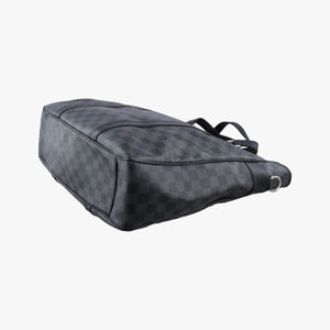 Pre-owned Louis Vuitton Tadao Noir Damier Graphite N51192 shoulderbag | stylenewstar
