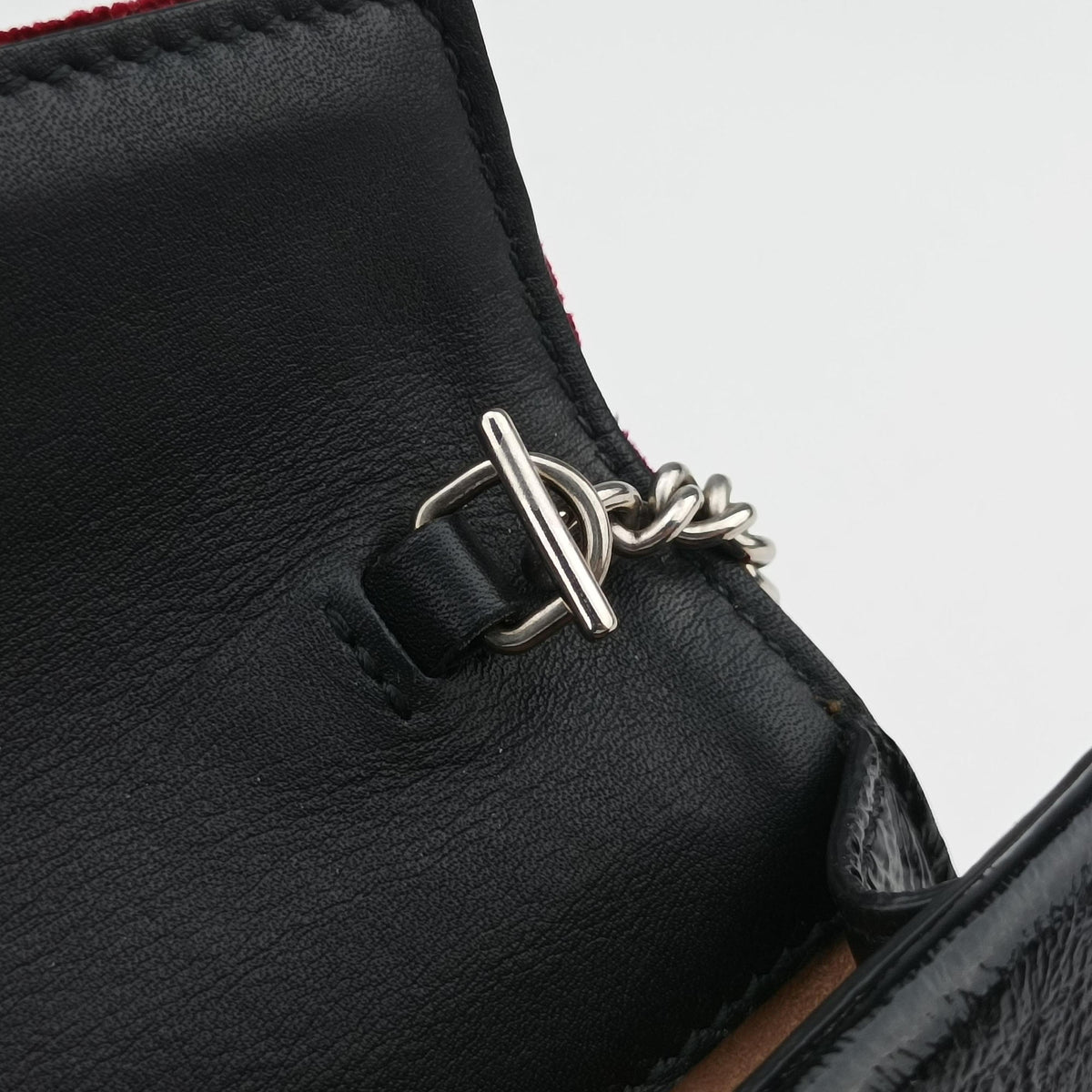 Pre-owned Gucci Dionysus Red×Black velour 476432 shoulderbag | stylenewstar