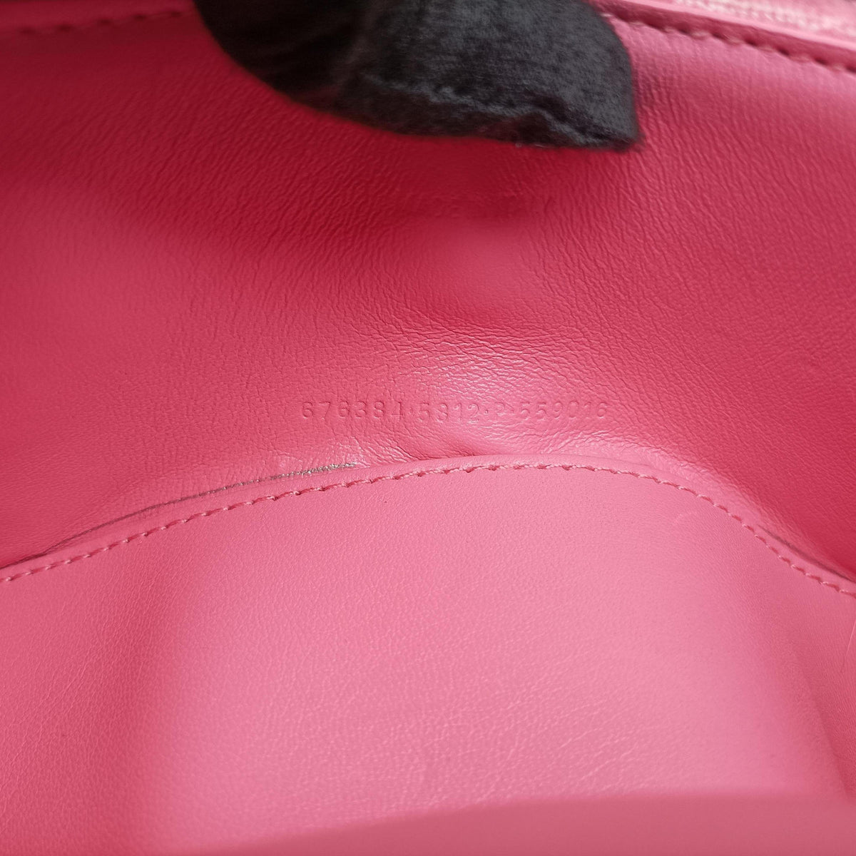 Secondhand Balenciaga Hourglass Pink wool 676384 shoulderbag | stylenewstar