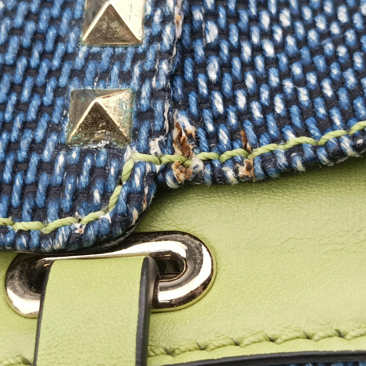 Pre-owned Valentino Rockstud Blue Denim  shoulderbag | stylenewstar
