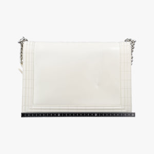 Pre-owned Chanel BOY CHANEL White Enamel A67021 shoulderbag | stylenewstar