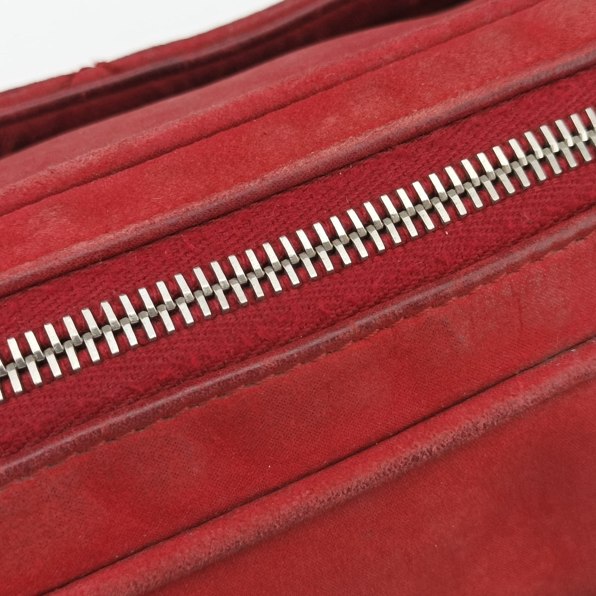 Pre-owned Chanel Wild Stitch Red Leather A67273 shoulderbag | stylenewstar