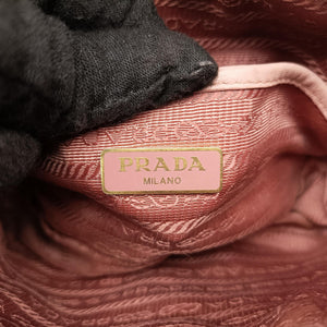 Pre-owned Prada Gaufre Pink lambskin 1BH112 shoulderbag | stylenewstar
