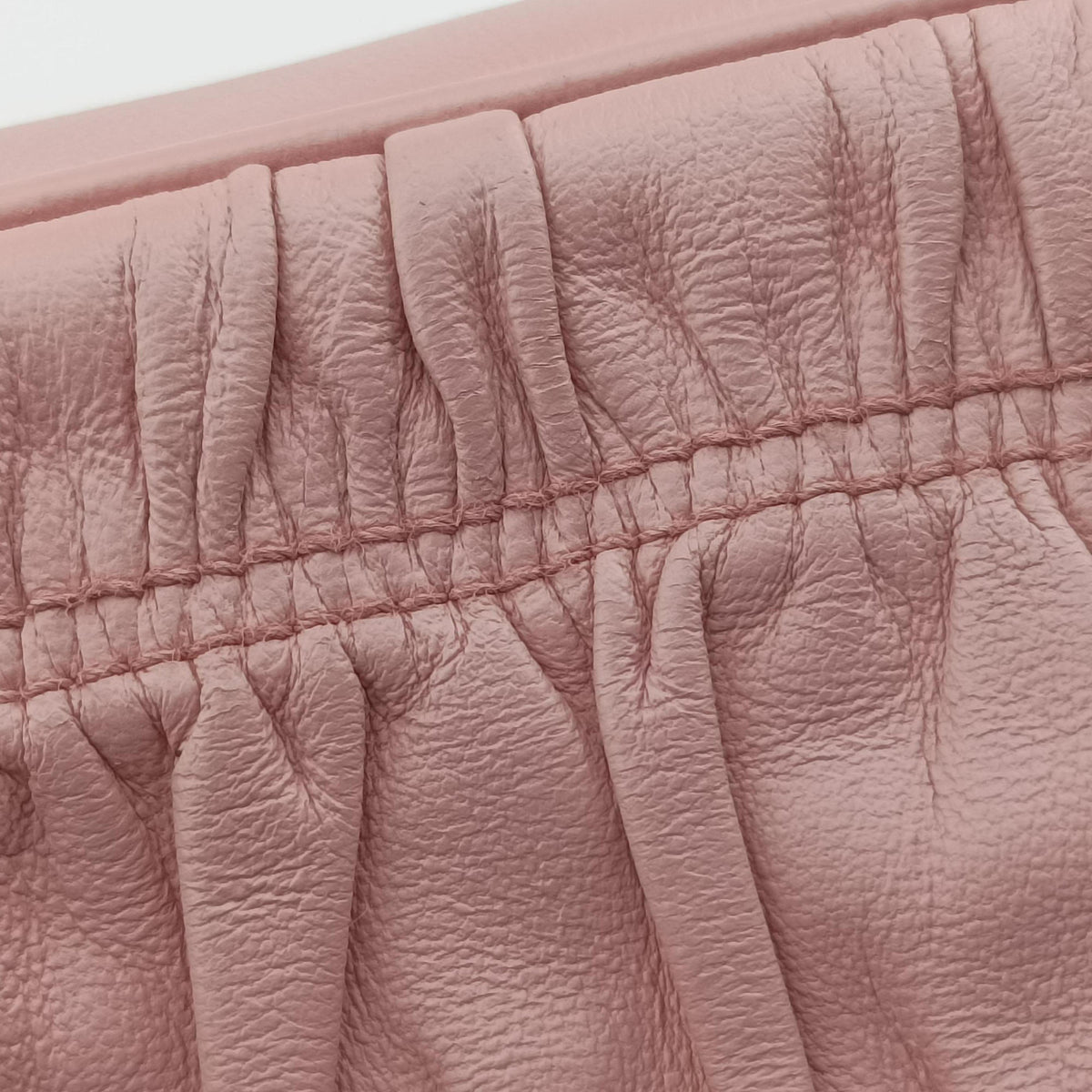 Pre-owned Prada Gaufre Pink lambskin 1BH112 shoulderbag | stylenewstar