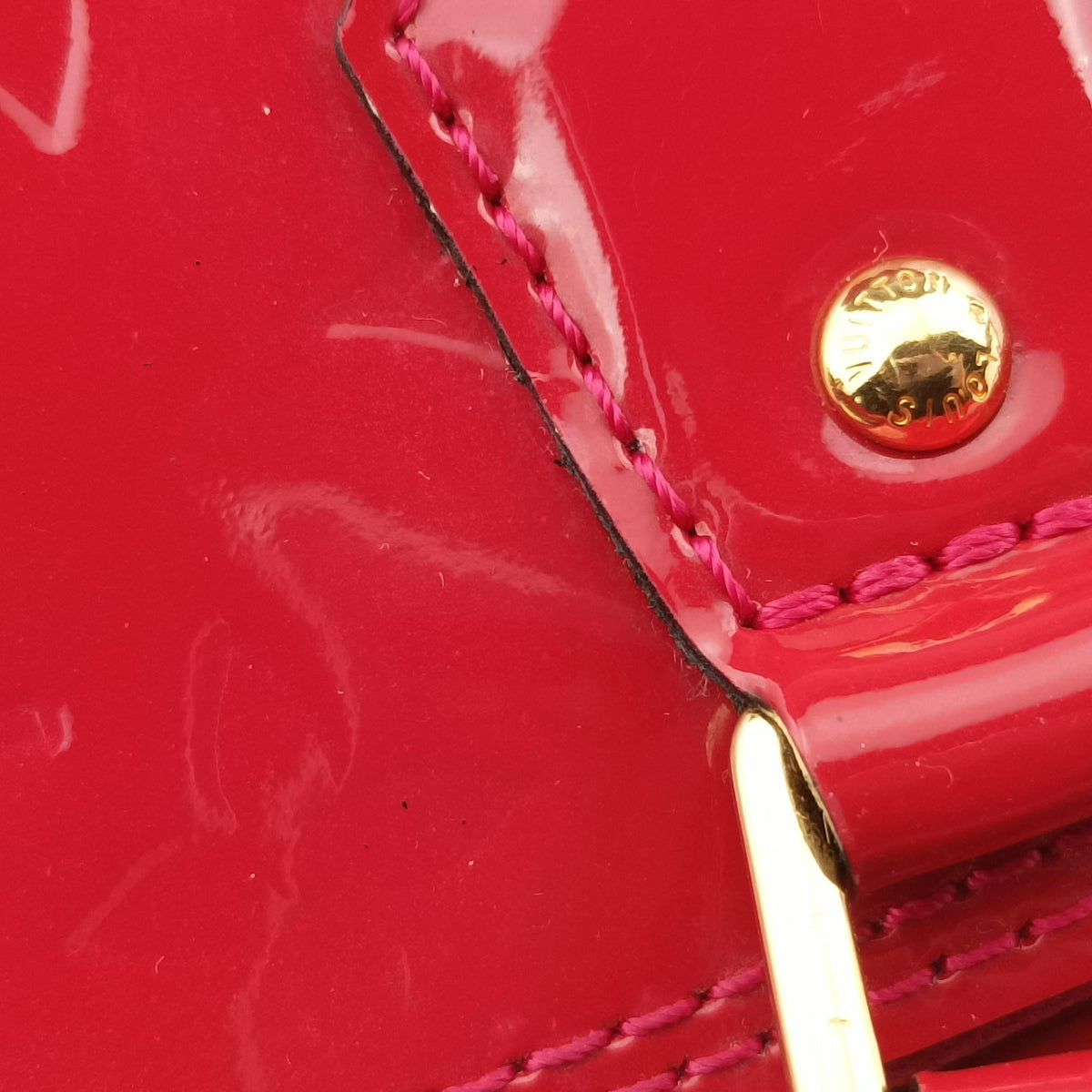 Vintage Louis Vuitton Alma BB pomme d'amour Vernis M90174 shoulderbag | stylenewstar