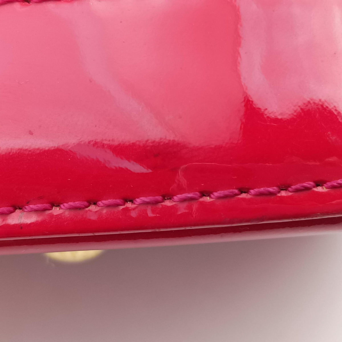 Vintage Louis Vuitton Alma BB pomme d'amour Vernis M90174 shoulderbag | stylenewstar