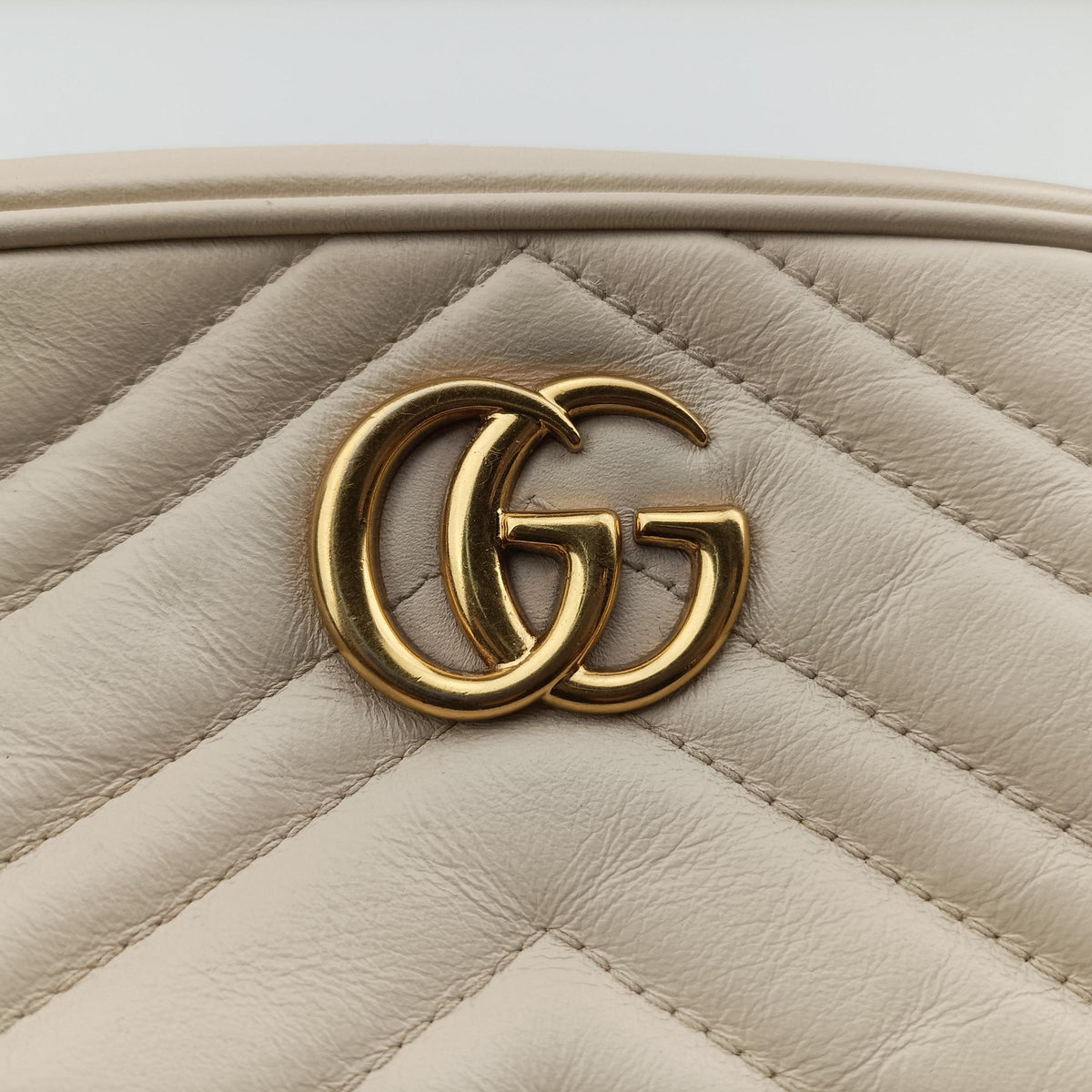 Secondhand Gucci GG Marmont White Leather 448065 shoulderbag | stylenewstar