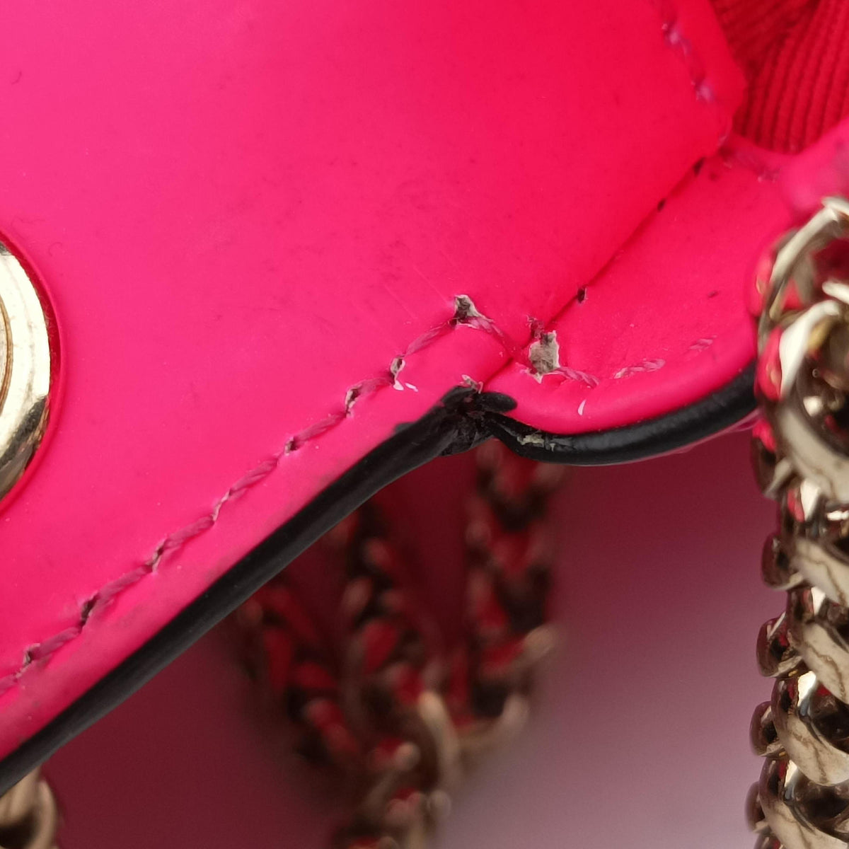 Secondhand Christian Louboutin Sweet Charity Scarabe Spike Rose Patent Leather  shoulderbag | stylenewstar