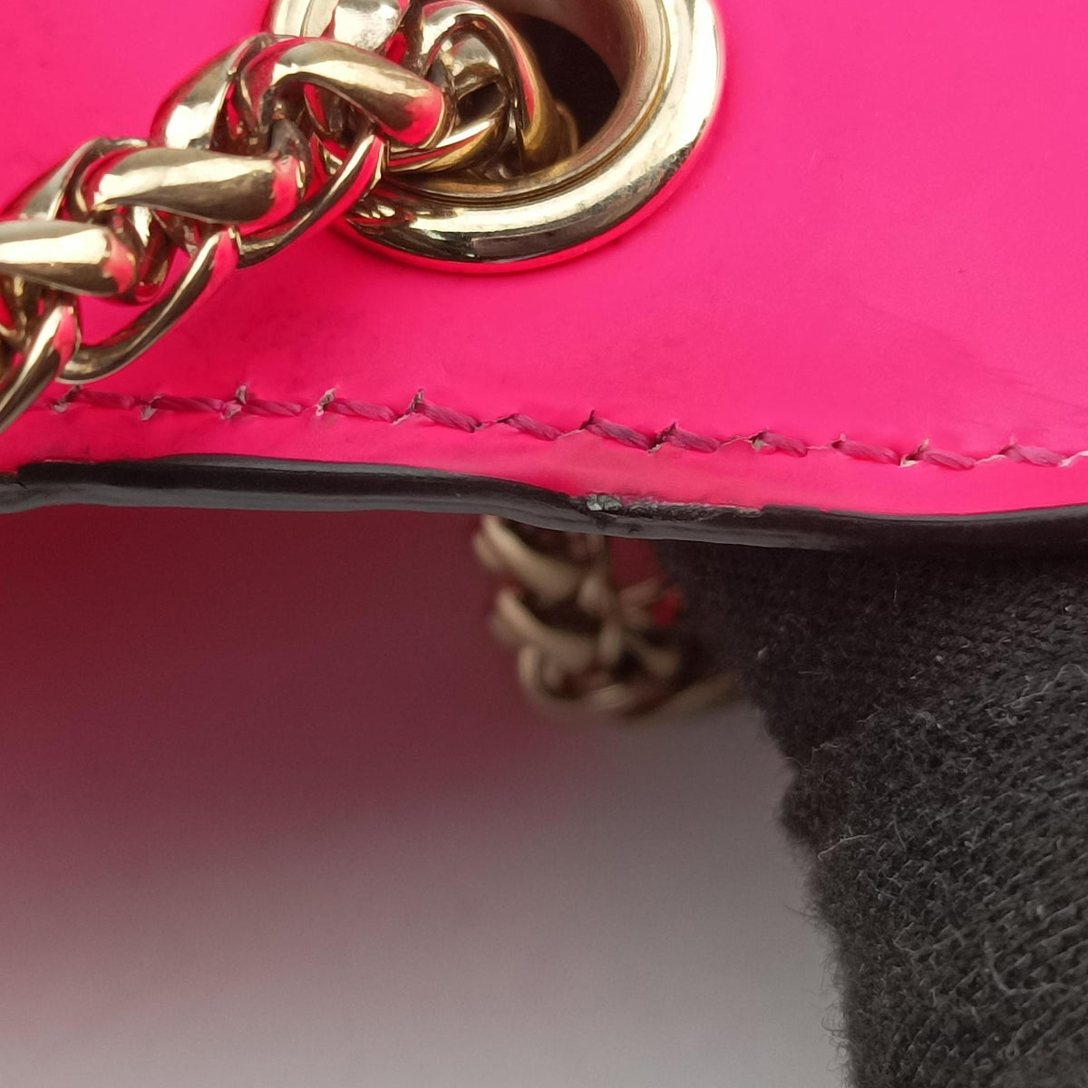 Secondhand Christian Louboutin Sweet Charity Scarabe Spike Rose Patent Leather  shoulderbag | stylenewstar