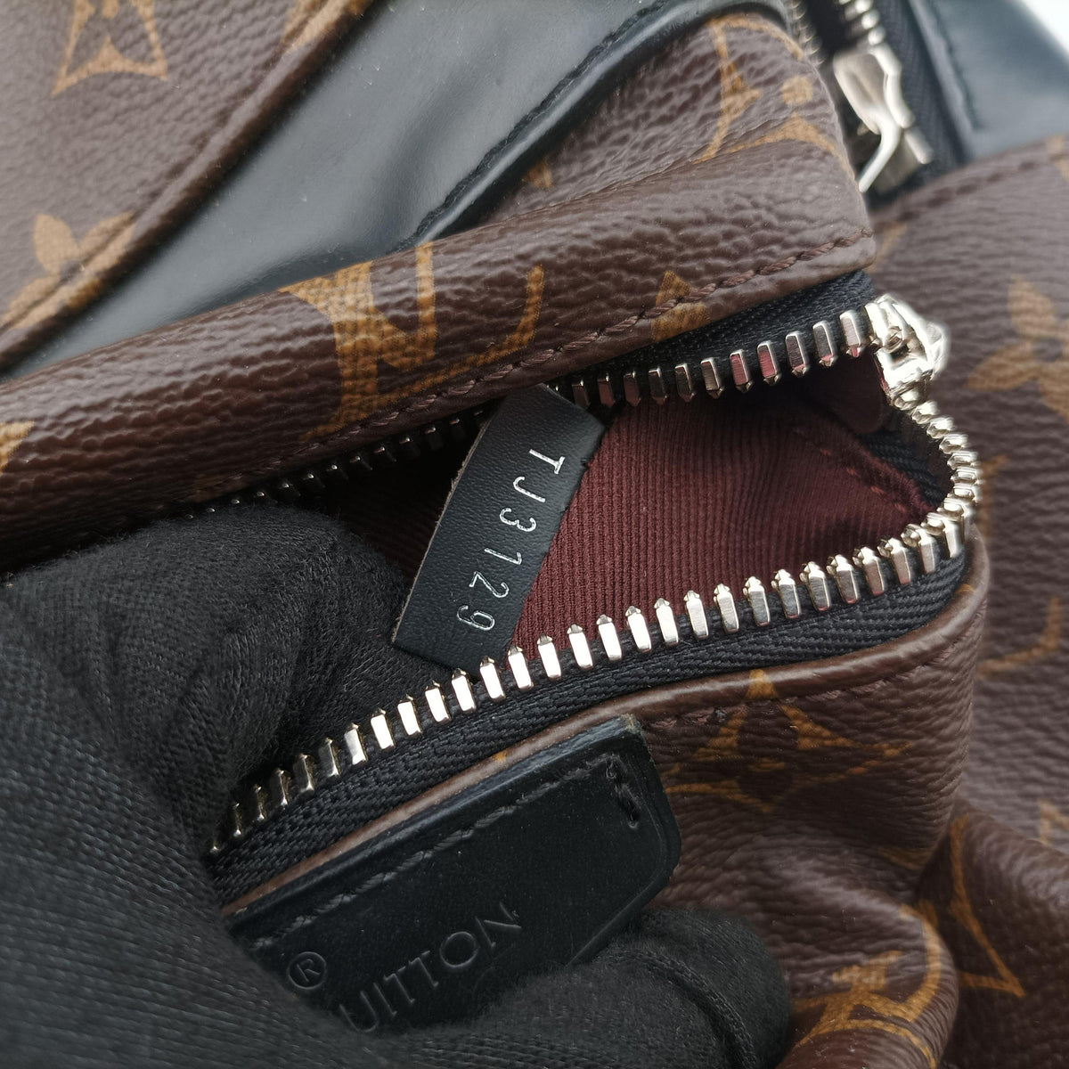 Pre-owned Louis Vuitton Josh Brown Monogram Canvas M41530 backpack/rucksack | stylenewstar