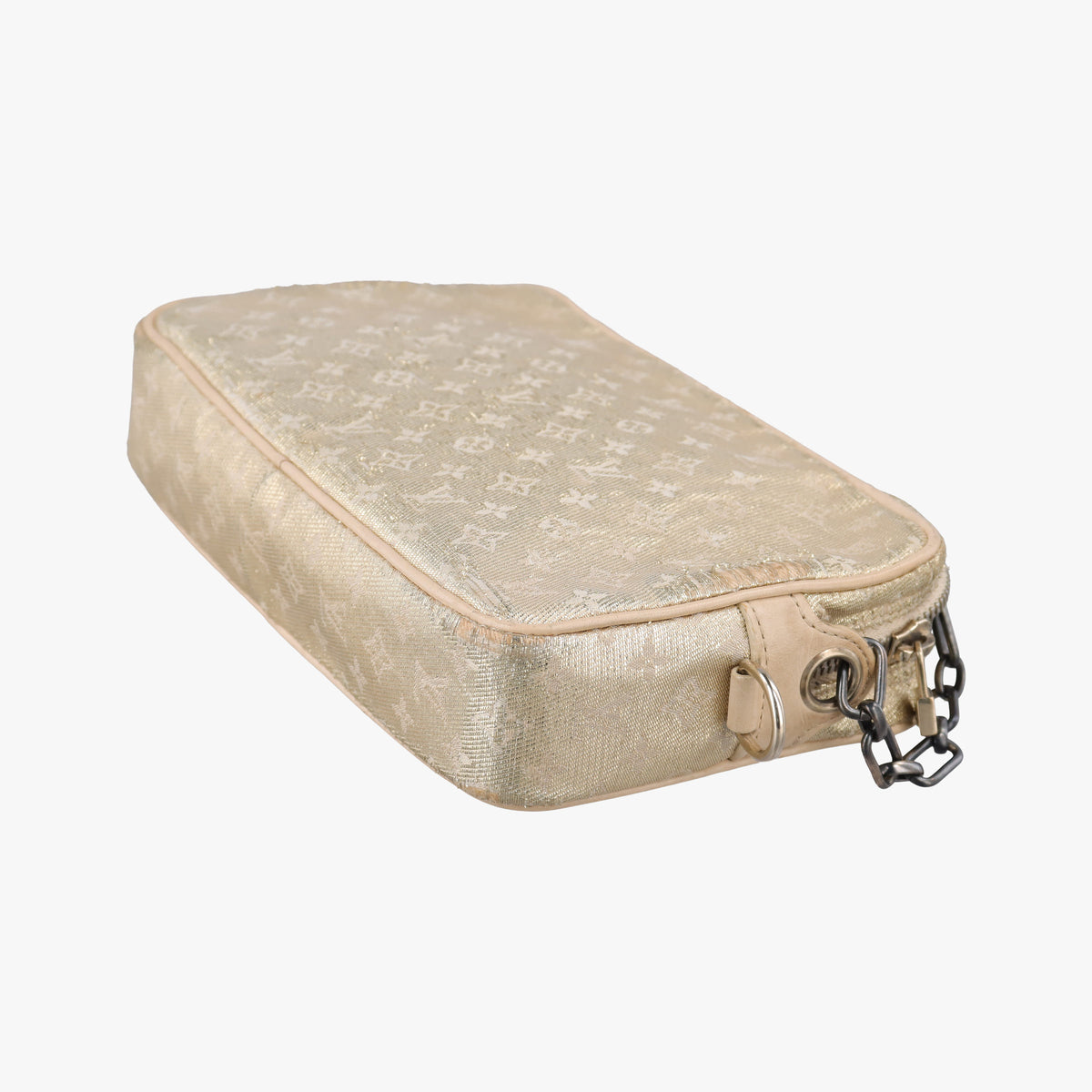 Pre-owned Louis Vuitton Shine McKenna Golden Monogram Shine M92363 shoulderbag | stylenewstar