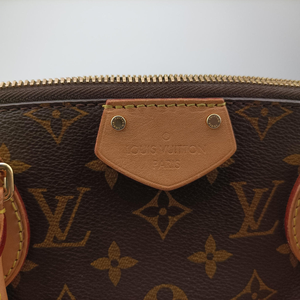 Pre-owned Louis Vuitton TURENNE MM Brown Monogram Canvas M48814 shoulderbag | stylenewstar