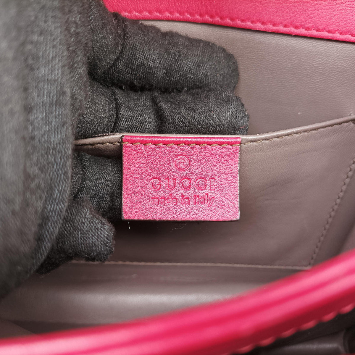 Pre-owned Gucci Interlocking G Rose Patent Leather 387609 shoulderbag | stylenewstar