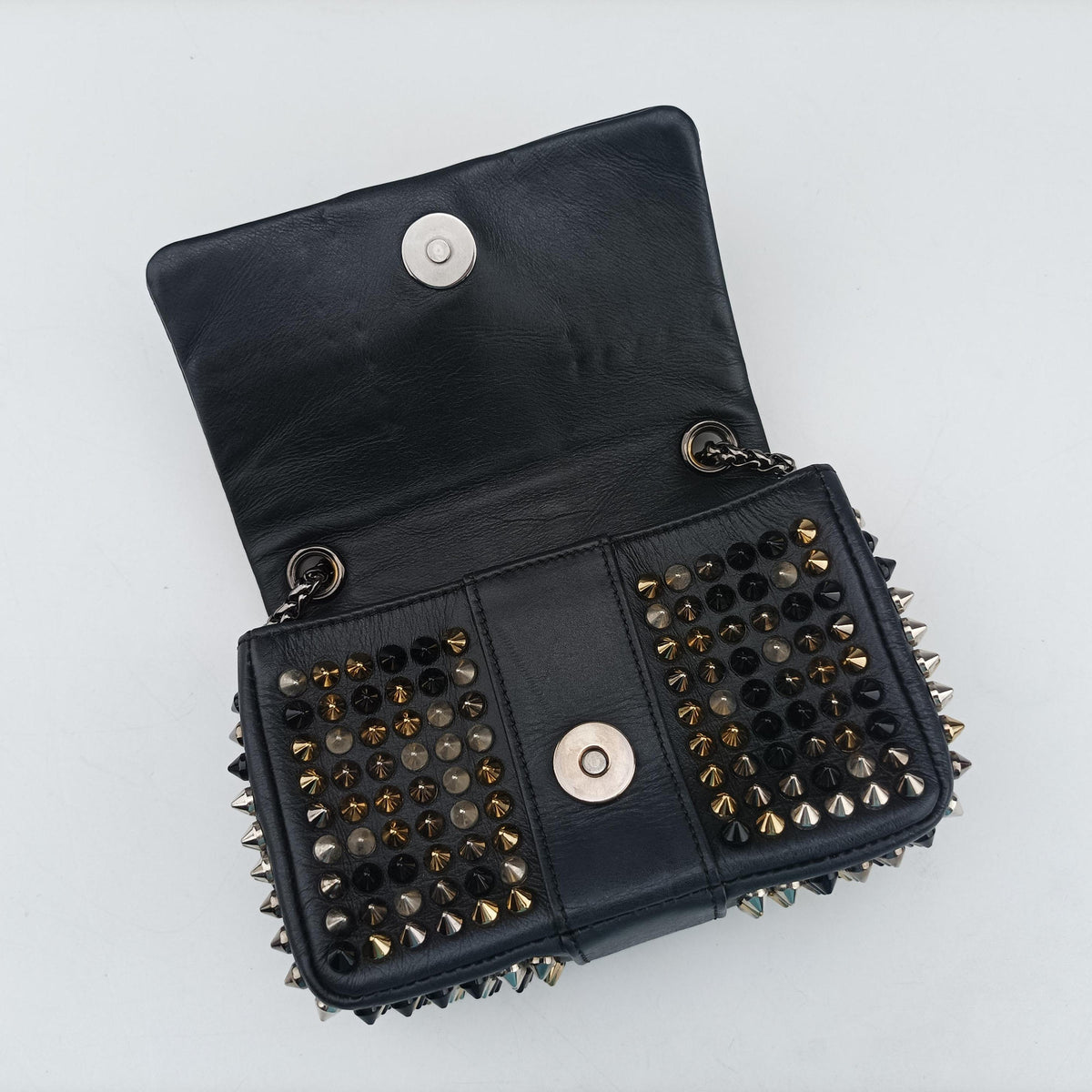 Pre-owned Christian Louboutin Sweet Charity Scarabe Spike Black Leather  shoulderbag | stylenewstar