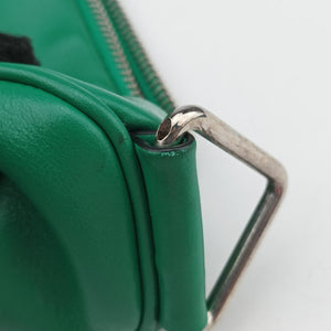 Pre-owned Prada triangle embossed logo Green Leather 1BH190 shoulderbag | stylenewstar