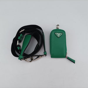 Pre-owned Prada triangle embossed logo Green Leather 1BH190 shoulderbag | stylenewstar