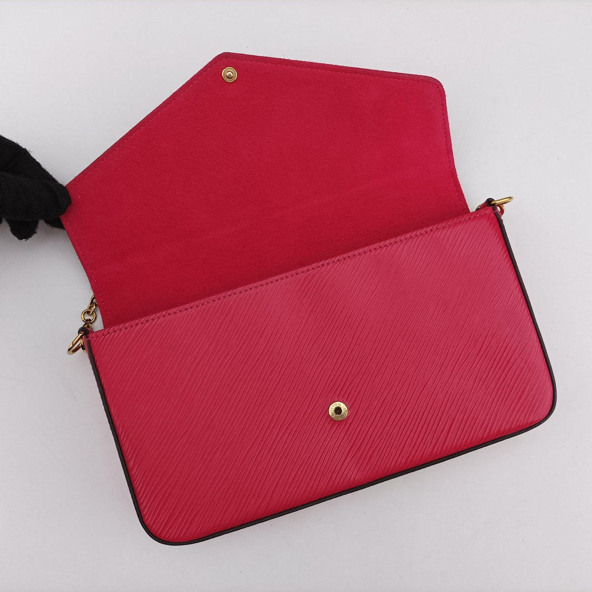 Secondhand Louis Vuitton Pochette Felicie pink Epi M62614 shoulderbag | stylenewstar