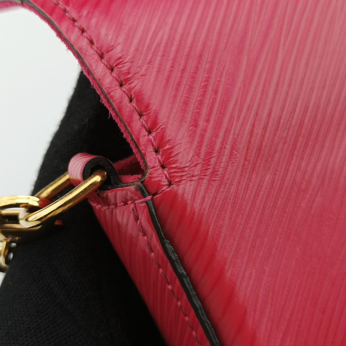 Secondhand Louis Vuitton Pochette Felicie pink Epi M62614 shoulderbag | stylenewstar