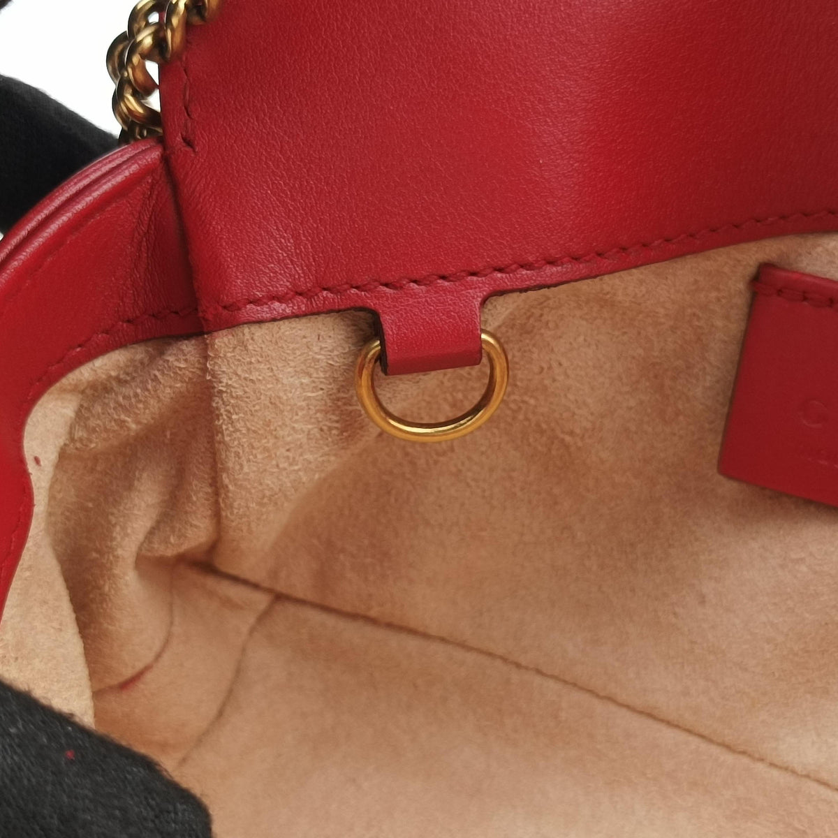 Pre-owned Gucci GG Marmont Red Leather 476433 shoulderbag | stylenewstar