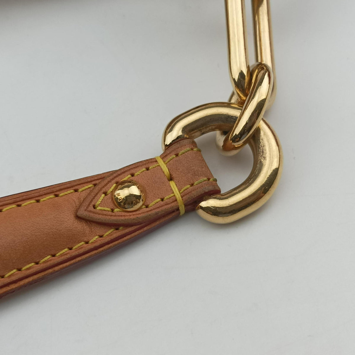 Pre-owned Louis Vuitton URSULA white Monogram Multicolor M40123 handbag | stylenewstar