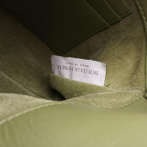 Pre-owned Bottega Veneta Baby Liberta Green Leather 826147V4SJ12498 shoulderbag | stylenewstar