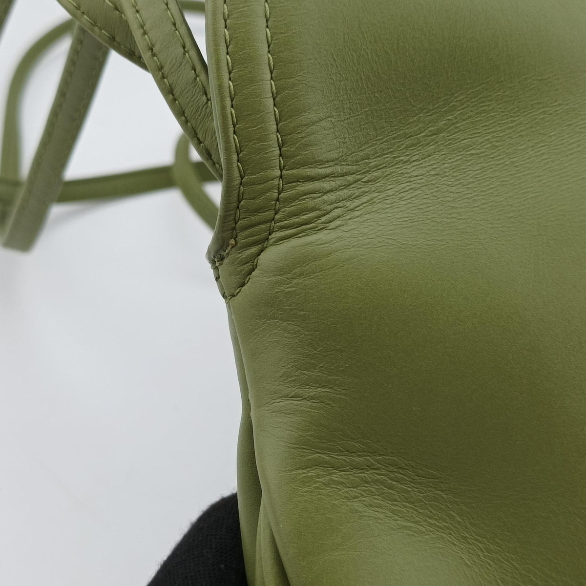 Pre-owned Bottega Veneta Baby Liberta Green Leather 826147V4SJ12498 shoulderbag | stylenewstar