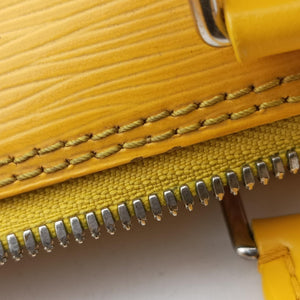 Vintage Louis Vuitton Alma PM MIMOSA EPI M40951 handbag | stylenewstar