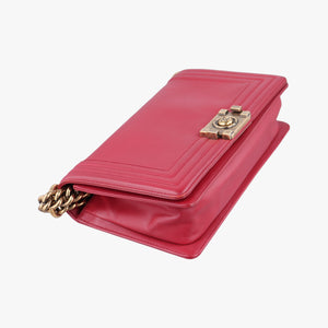 Pre-owned Chanel BOY CHANEL Red Leather A66713 shoulderbag | stylenewstar