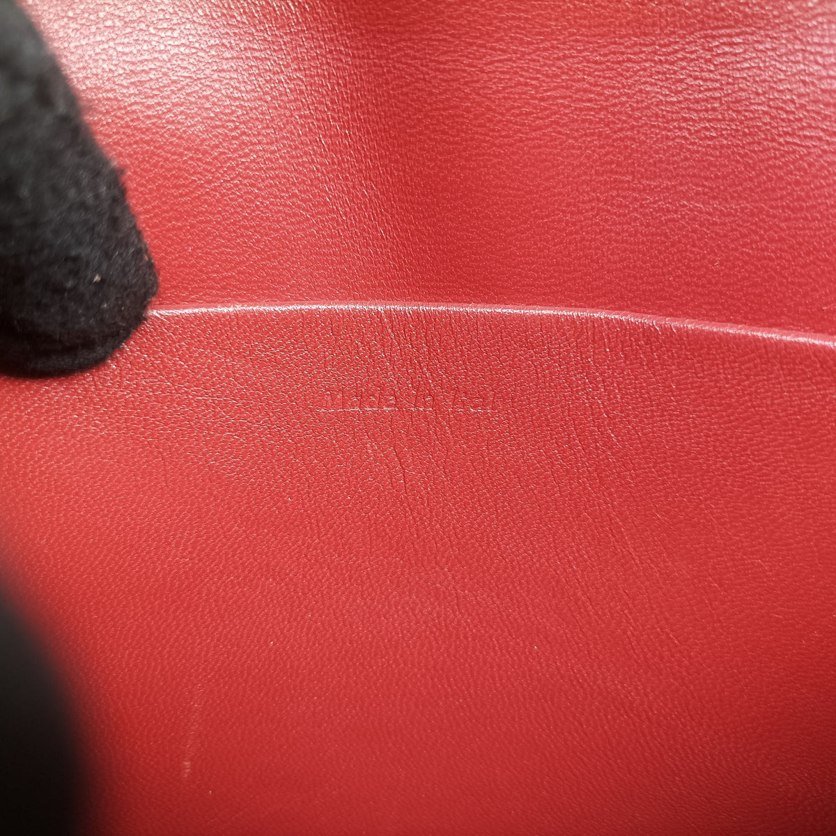 Secondhand Celine TROTTEUR Compact Red Leather  crossbodybag | stylenewstar