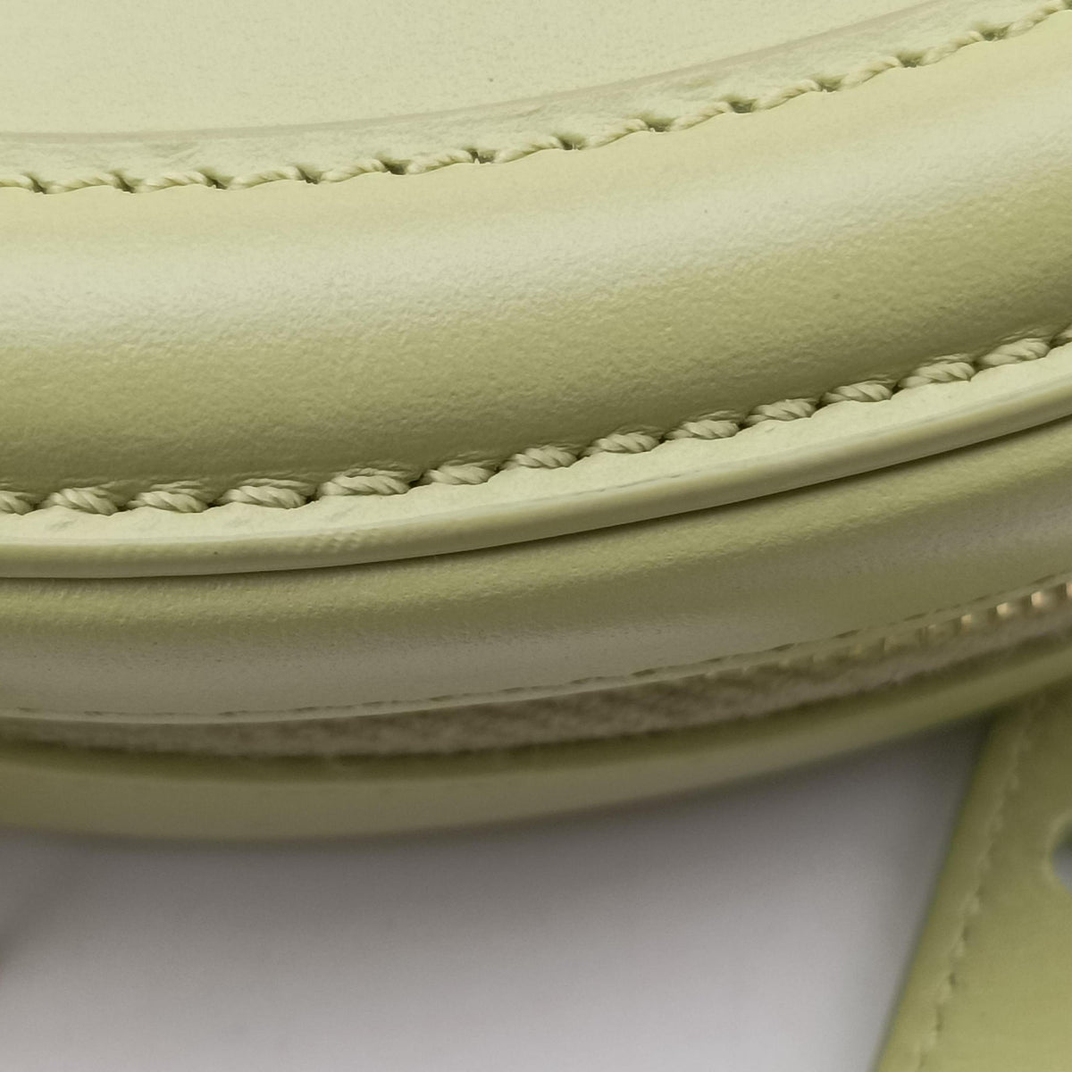 Pre-owned Celine Oval Purse Cuir Triomphe Green Leather  shoulderbag | stylenewstar