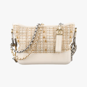 Pre-owned Chanel GABRIELLE White Fabric× Leather A91810 shoulderbag | stylenewstar