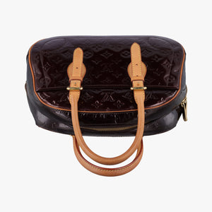 Pre-owned Louis Vuitton Summit Drive Amarante Vernis M93516 handbag | stylenewstar