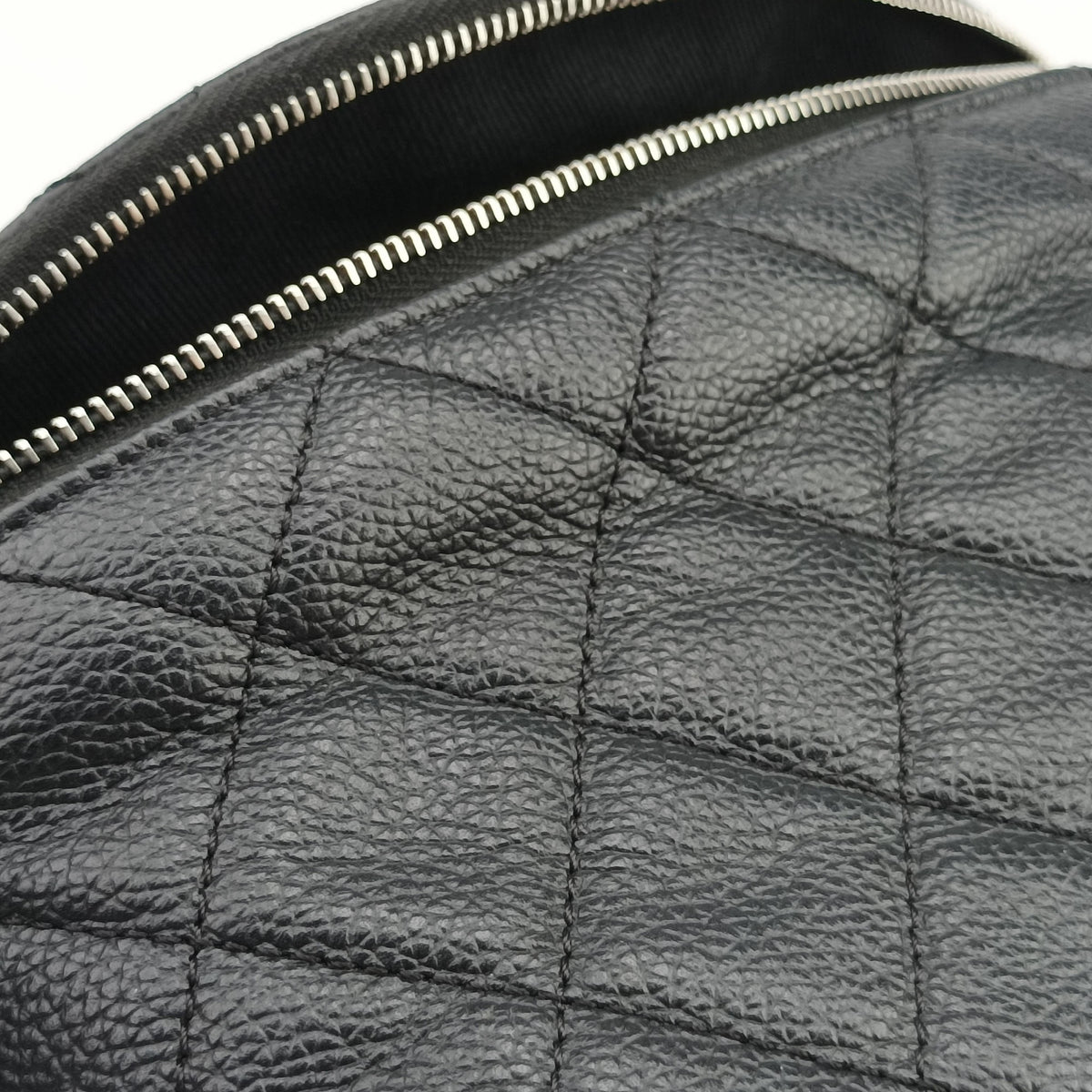 Pre-owned Chanel Uniform Black Leather  bum bag/waist bag | stylenewstar