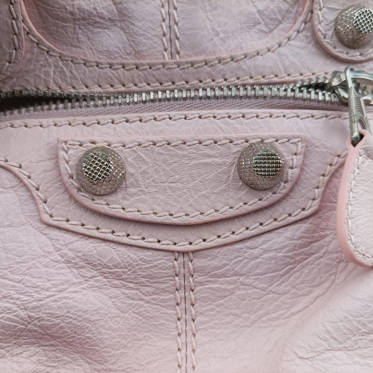 Pre-owned Balenciaga Pompon Pink Lambskin  shoulderbag | stylenewstar