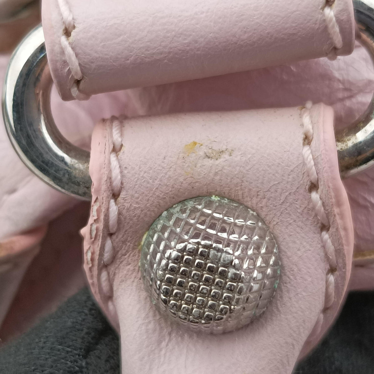 Pre-owned Balenciaga Pompon Pink Lambskin  shoulderbag | stylenewstar