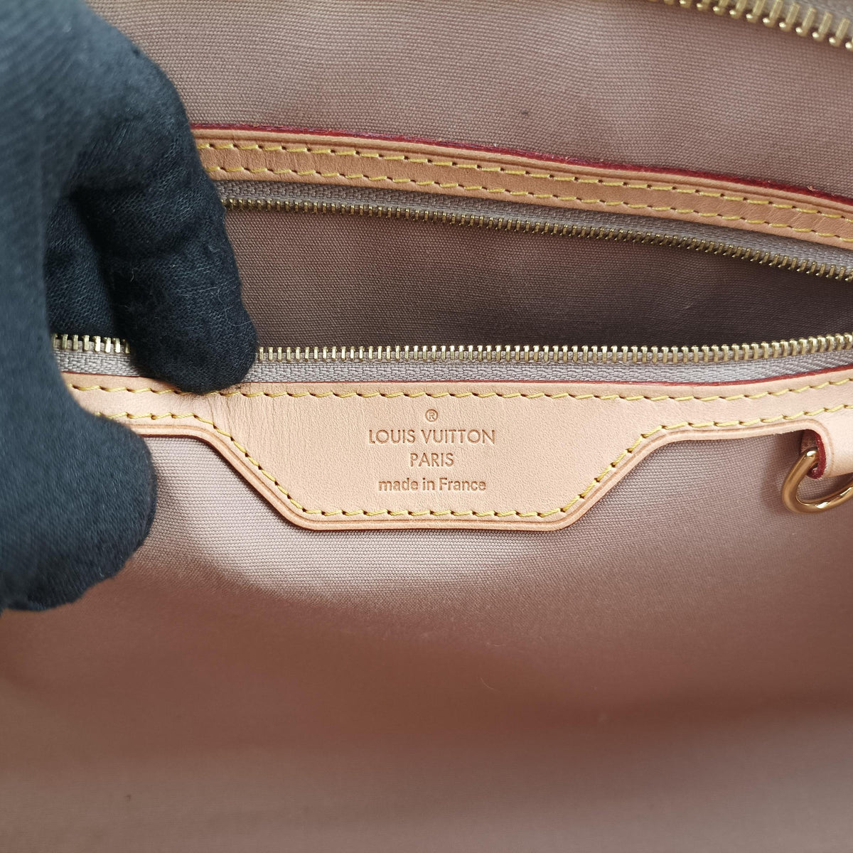 Pre-owned Louis Vuitton Brea MM Dunne Vernis M90180 shoulderbag | stylenewstar