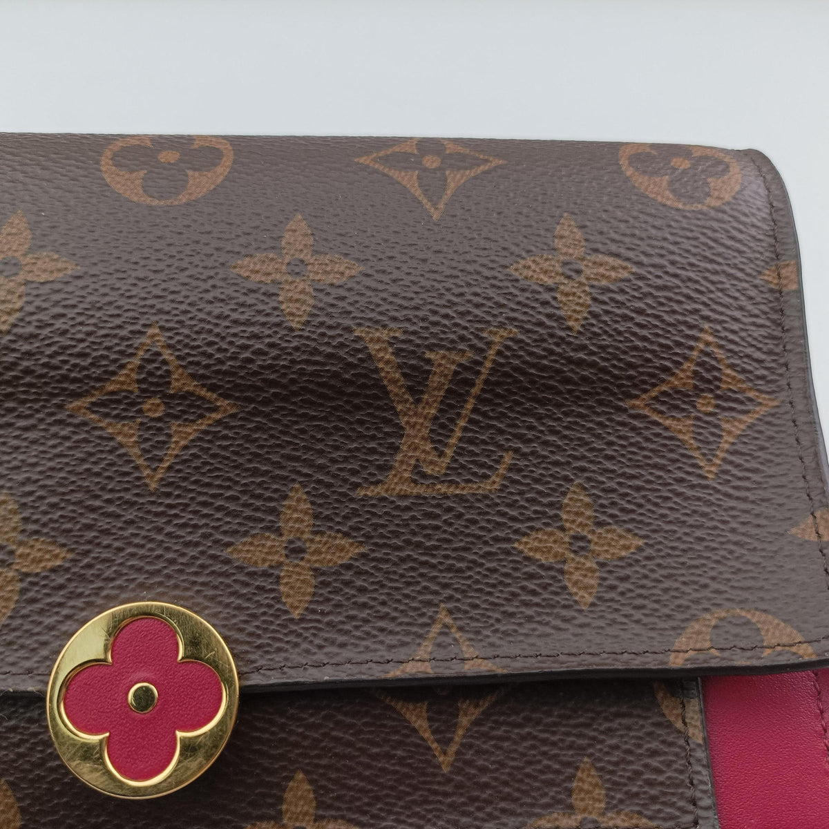 Pre-owned Louis Vuitton Portefeuille FLORE Chain brown×FUCHSIA Monogram Canvas×calf leather M69578 shoulderbag | stylenewstar