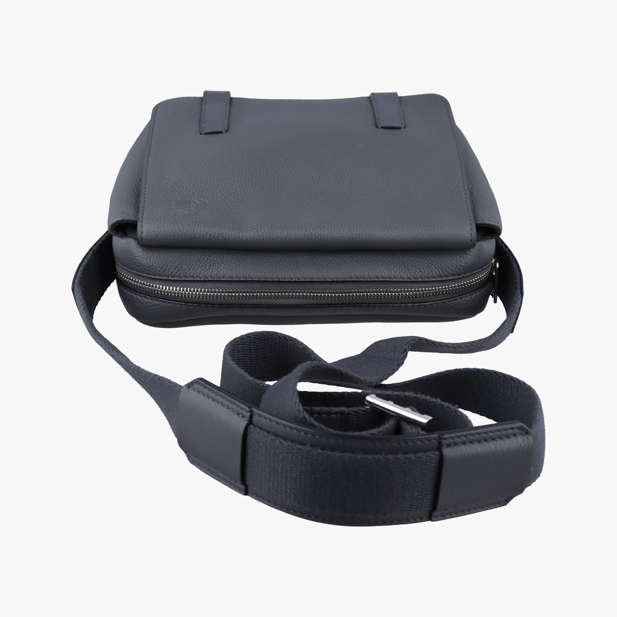 Secondhand Loewe Military Messenger XS Grey Leather B553A72X21 shoulderbag | stylenewstar