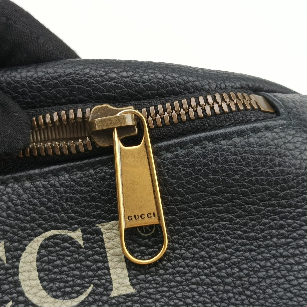 Pre-owned Gucci Print Black Leather 527792 bum bag/waist bag | stylenewstar