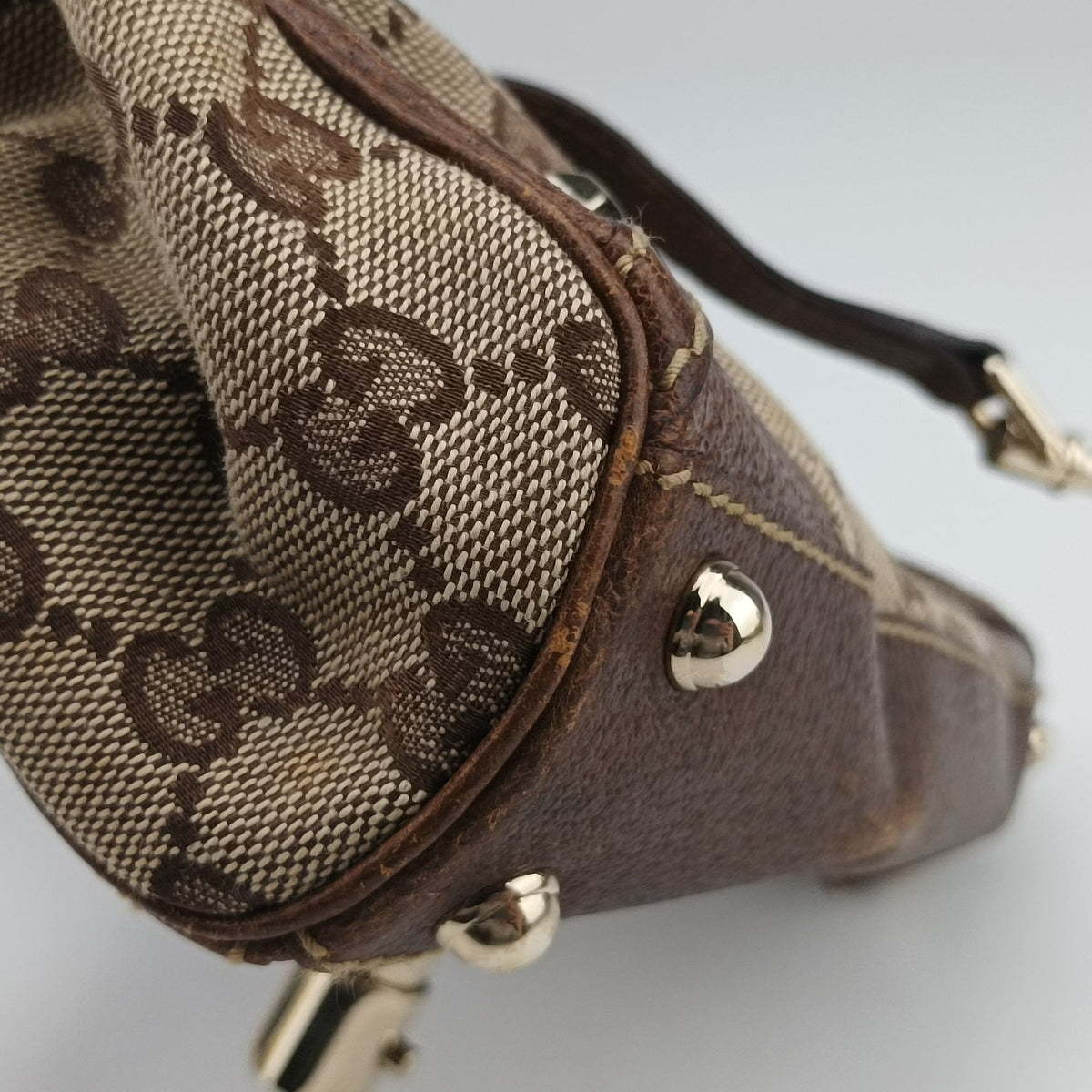 Pre-owned Gucci New Jackie Beige × Brown Canvas × Leather 124409 shoulderbag | stylenewstar