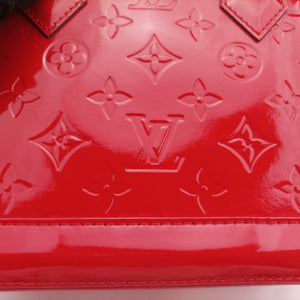 Pre-owned Louis Vuitton Alma BB CERISE Vernis M90174 shoulderbag | stylenewstar