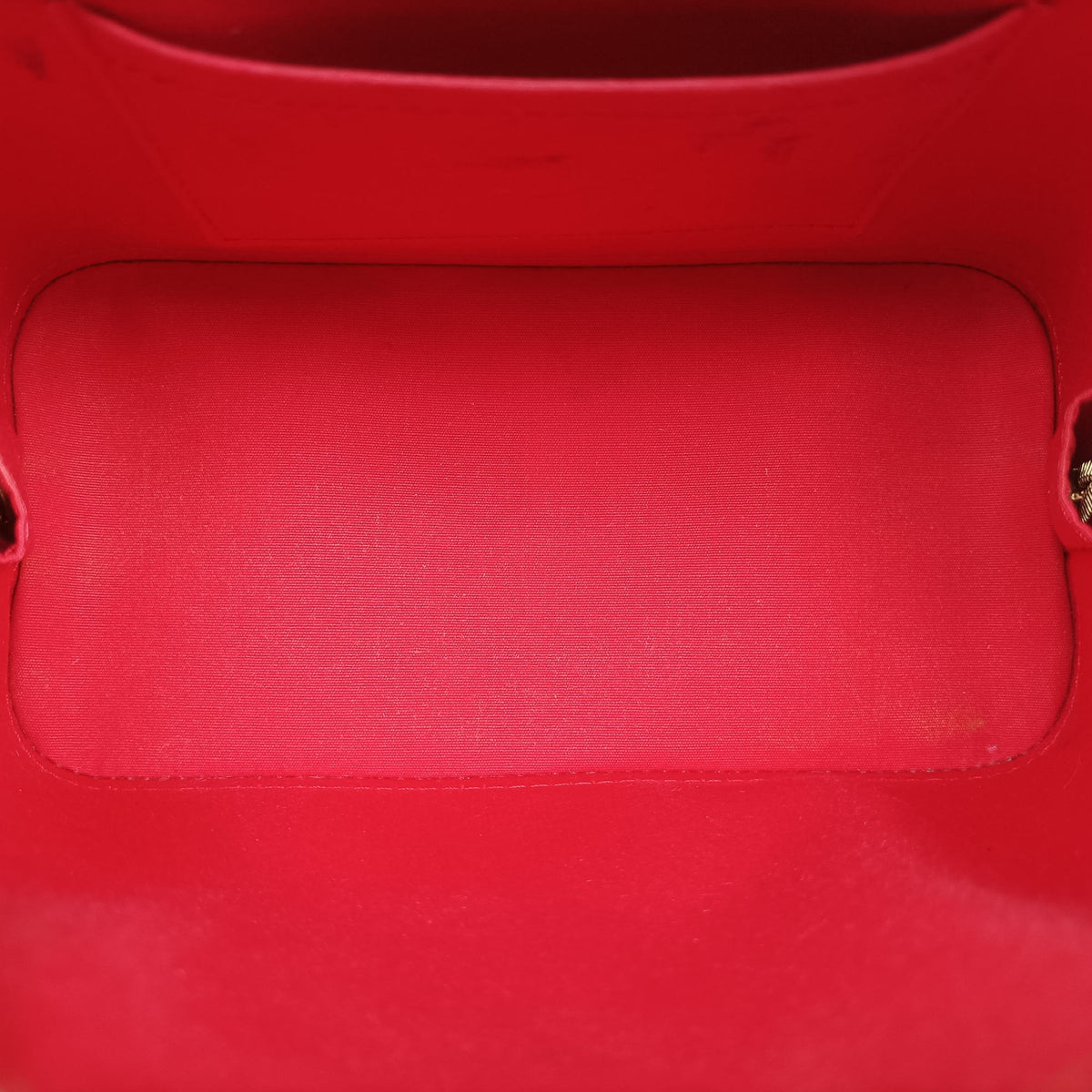 Pre-owned Louis Vuitton Alma BB CERISE Vernis M90174 shoulderbag | stylenewstar