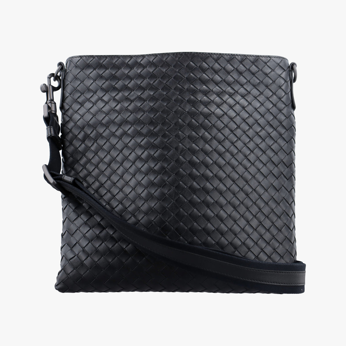 Pre-owned Bottega Veneta Intrecciato Black lambskin  shoulderbag | stylenewstar