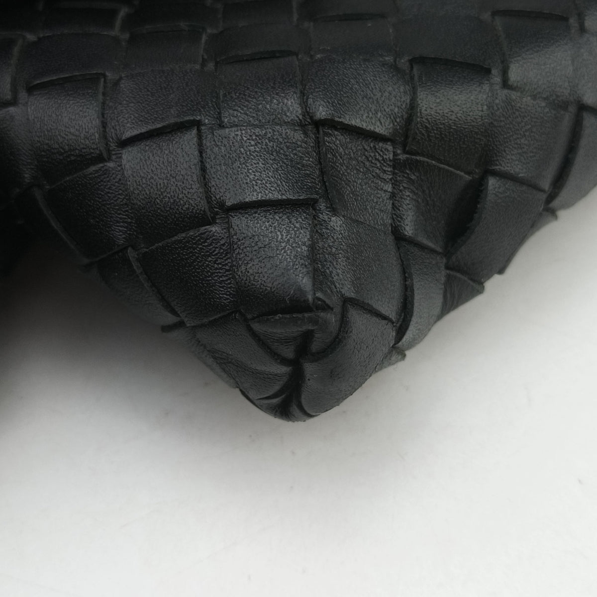 Pre-owned Bottega Veneta Intrecciato Black lambskin  shoulderbag | stylenewstar