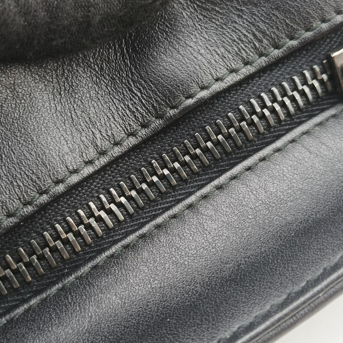 Pre-owned Bottega Veneta Intrecciato Black lambskin  shoulderbag | stylenewstar