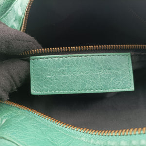 Pre-owned Balenciaga The Twiggy Green lambskin 128523 shoulderbag | stylenewstar
