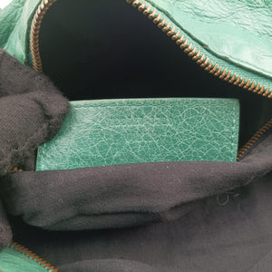 Pre-owned Balenciaga The Twiggy Green lambskin 128523 shoulderbag | stylenewstar