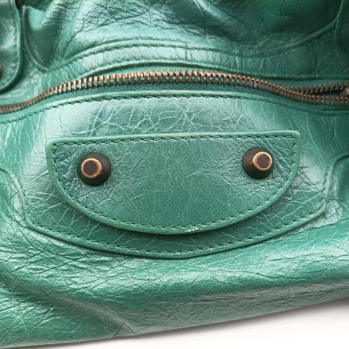 Pre-owned Balenciaga The Twiggy Green lambskin 128523 shoulderbag | stylenewstar